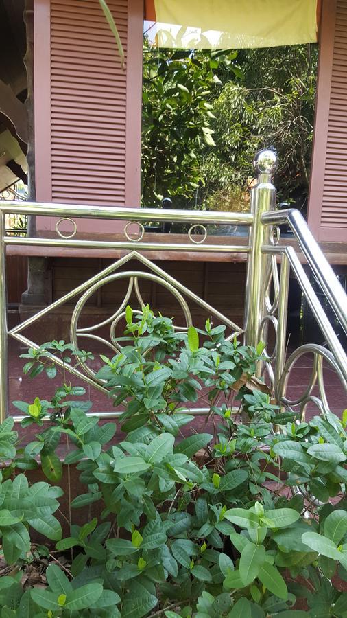 Ruean Mai Chai Khlong Amphawa Exterior photo
