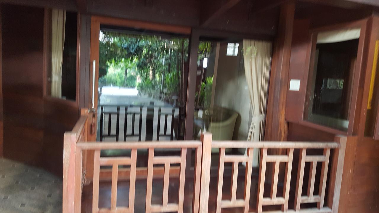 Ruean Mai Chai Khlong Amphawa Exterior photo