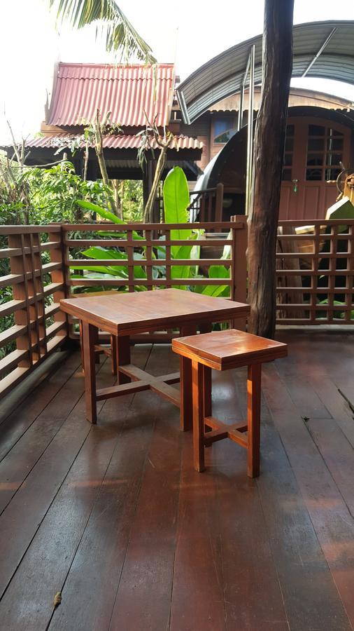Ruean Mai Chai Khlong Amphawa Exterior photo